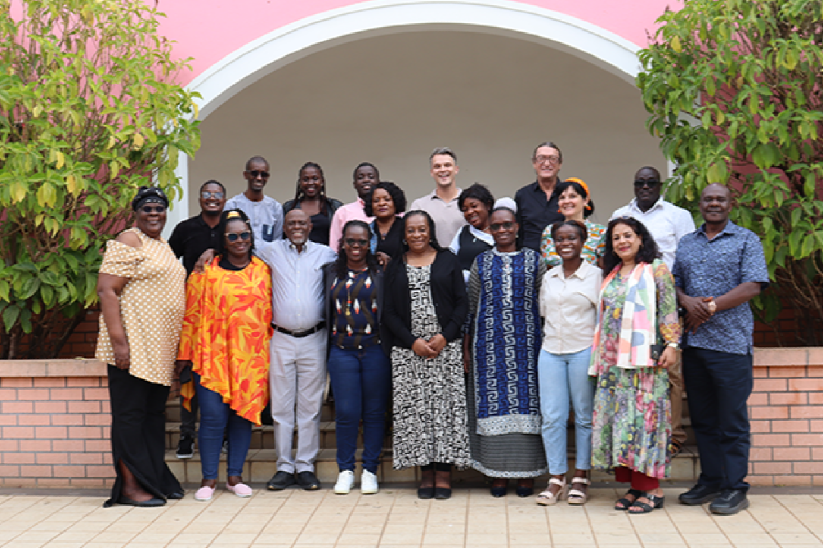 Communities know how to end epidemics. We need to back them.